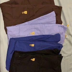 4 pair of Wonderwink scrub bottoms